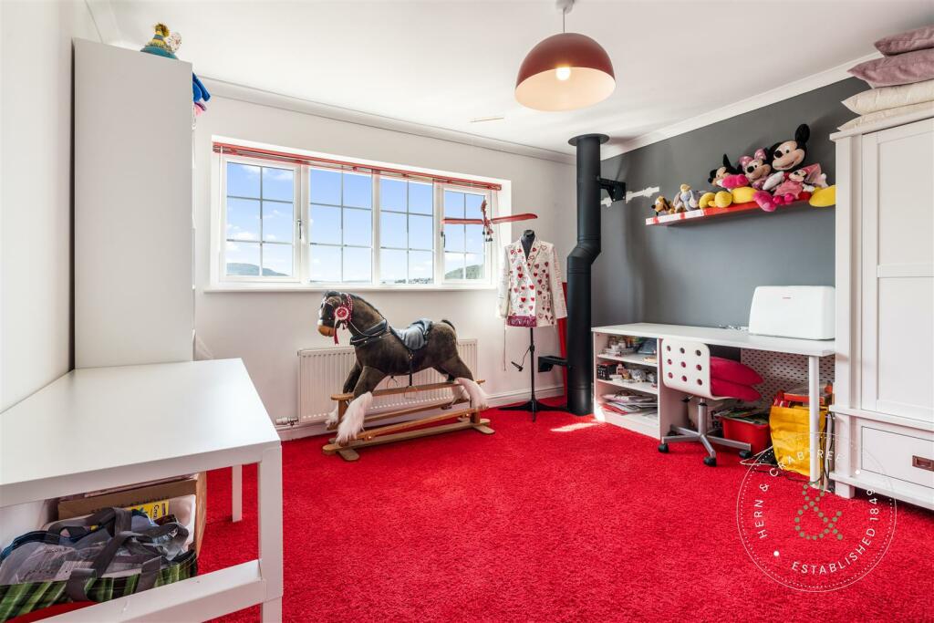 Additional image 35 of Pencoed Avenue, Pontypridd