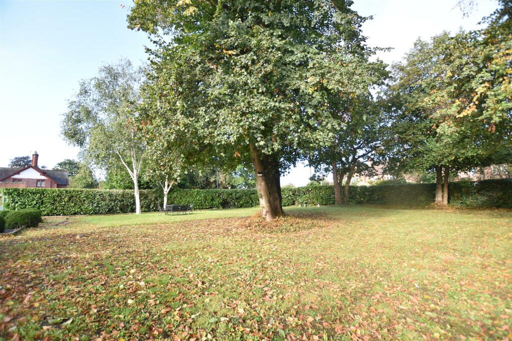 Additional image 15 of Pulford Court, Pulford, Chester