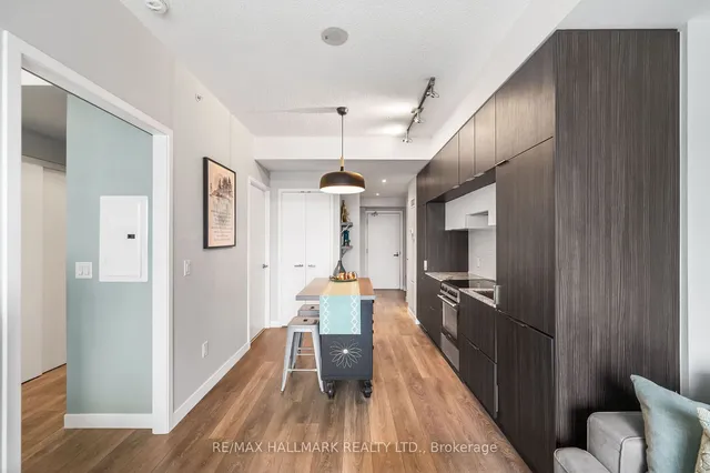 Additional image 19 of 159 Dundas St Unit 4004