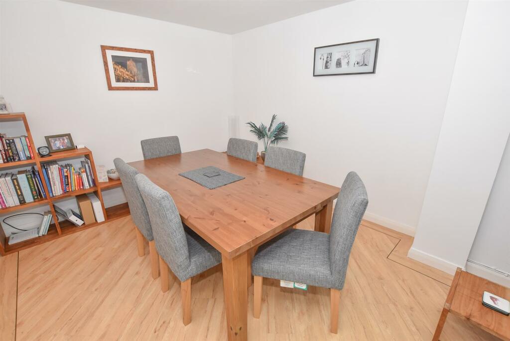 Additional image 5 of Morland Avenue, Bromborough