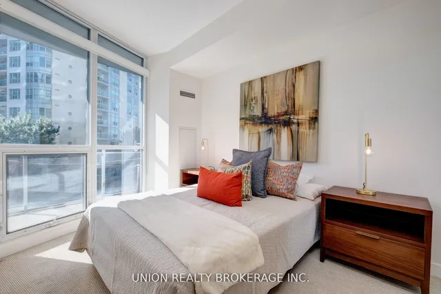 Additional image 16 of 38 Dan Leckie Way Unit 318