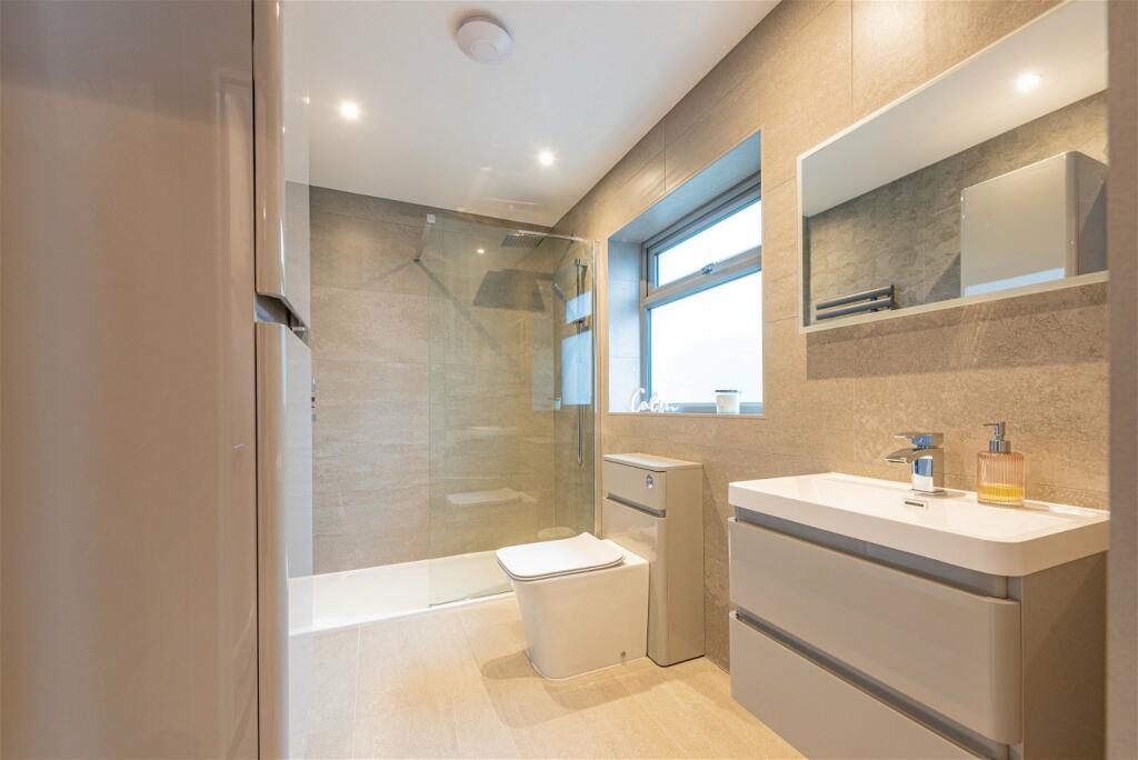 Additional image 18 of Pipers Lane, Heswall