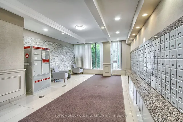 Additional image 4 of 362 The East Mall Unit 1908