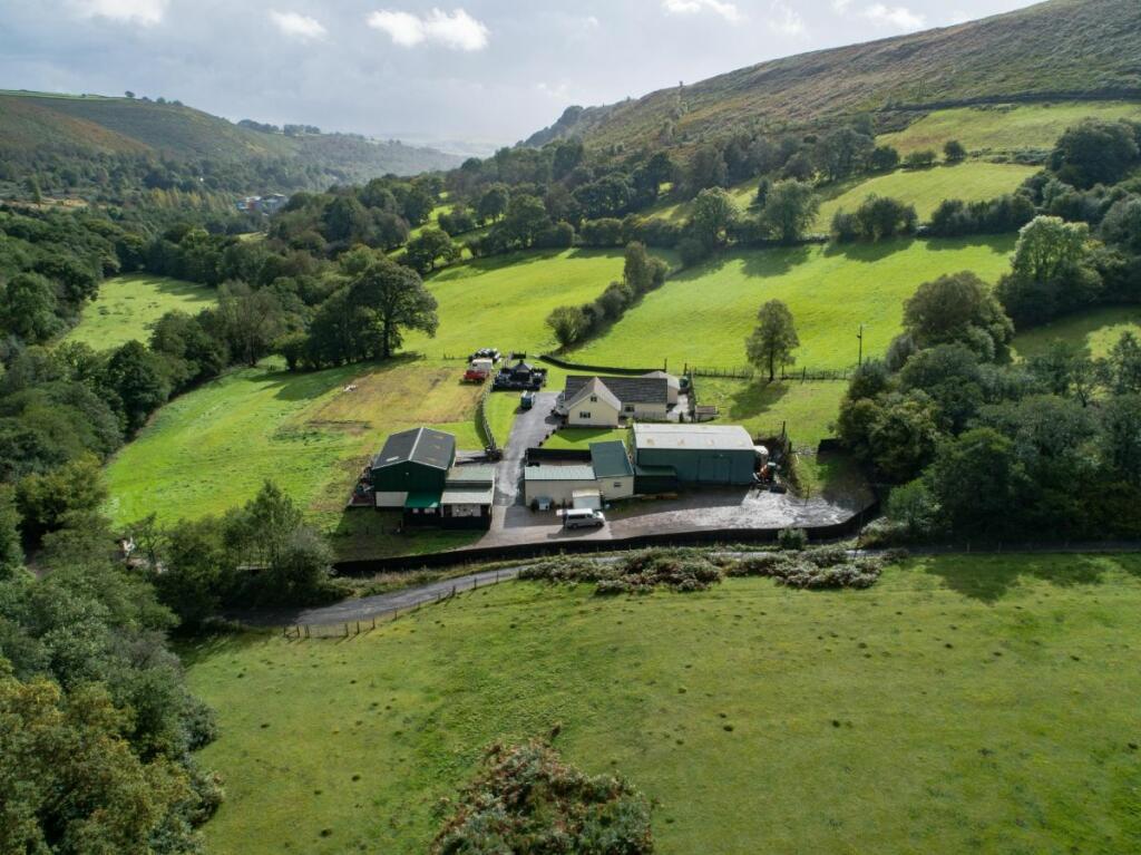 Additional image 79 of Ty'R-y-Wen Farm, Bedlinog, Treharris