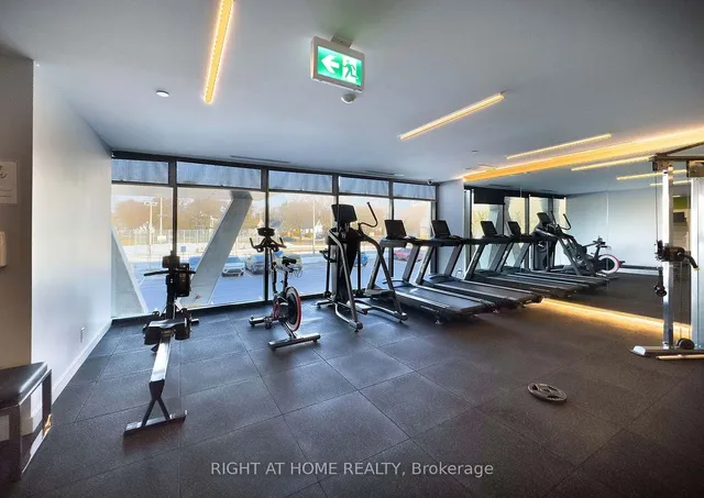 Additional image 23 of 7 Smith Cres Unit 301