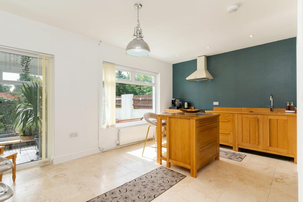 Additional image 27 of Port Road West, Barry