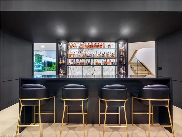 Additional image 37 of 185 Valleyview Dr