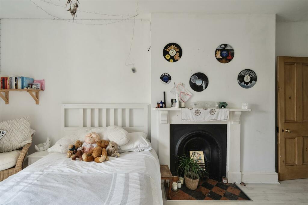 Additional image 34 of Plymouth Road, Penarth