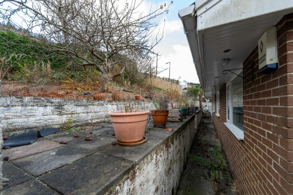 Additional image 23 of Ashgrove, Edwardsville, Treharris