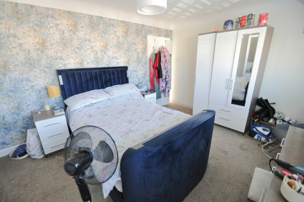 Additional image 24 of Harvey Avenue, Greasby