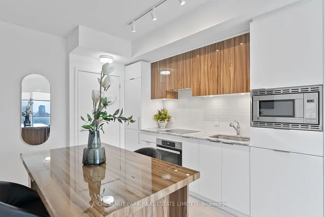 Additional image 6 of 20 O' Neill Rd Unit 817