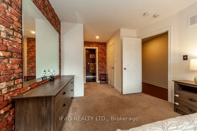 Additional image 16 of 1068 Job Cres