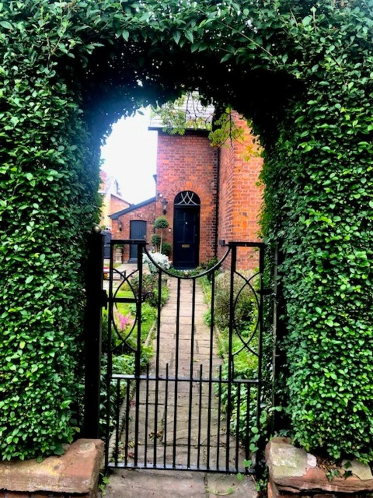 Additional image 21 of Victoria Pathway, Queens Park