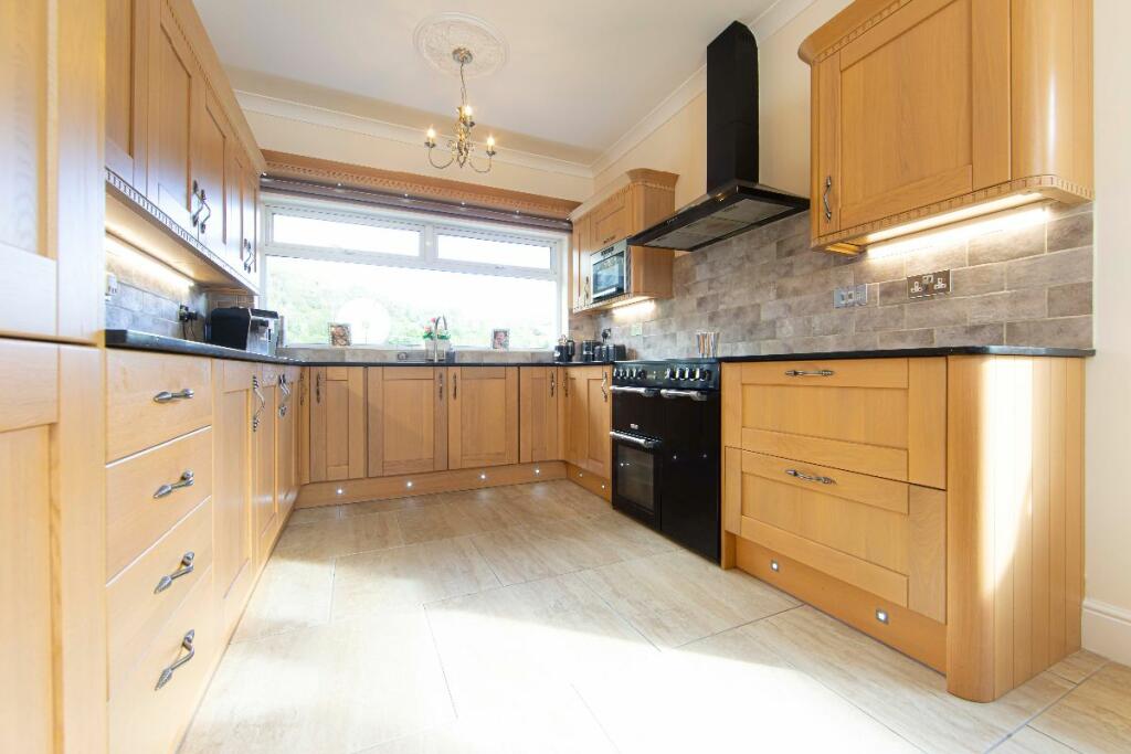 Additional image 21 of Ty'R-y-Wen Farm, Bedlinog, Treharris