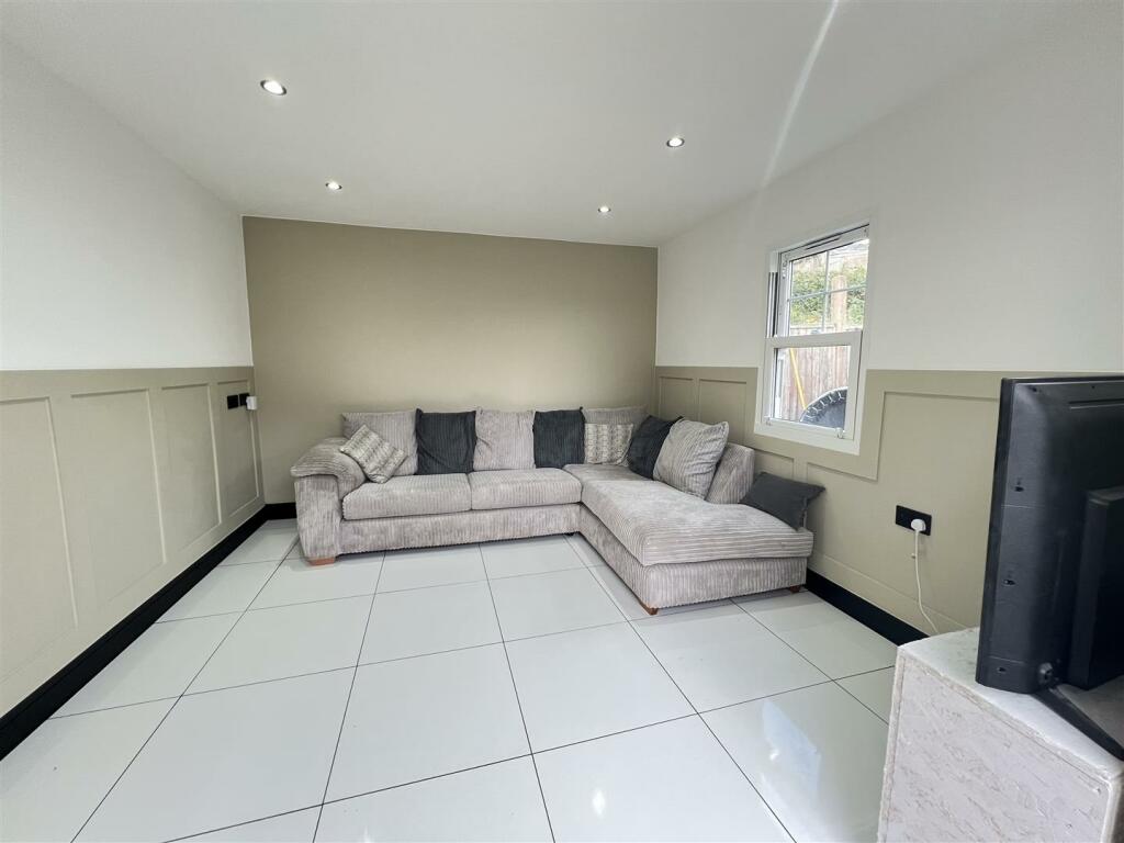 Additional image 15 of Fair Oak Close, Aberdare