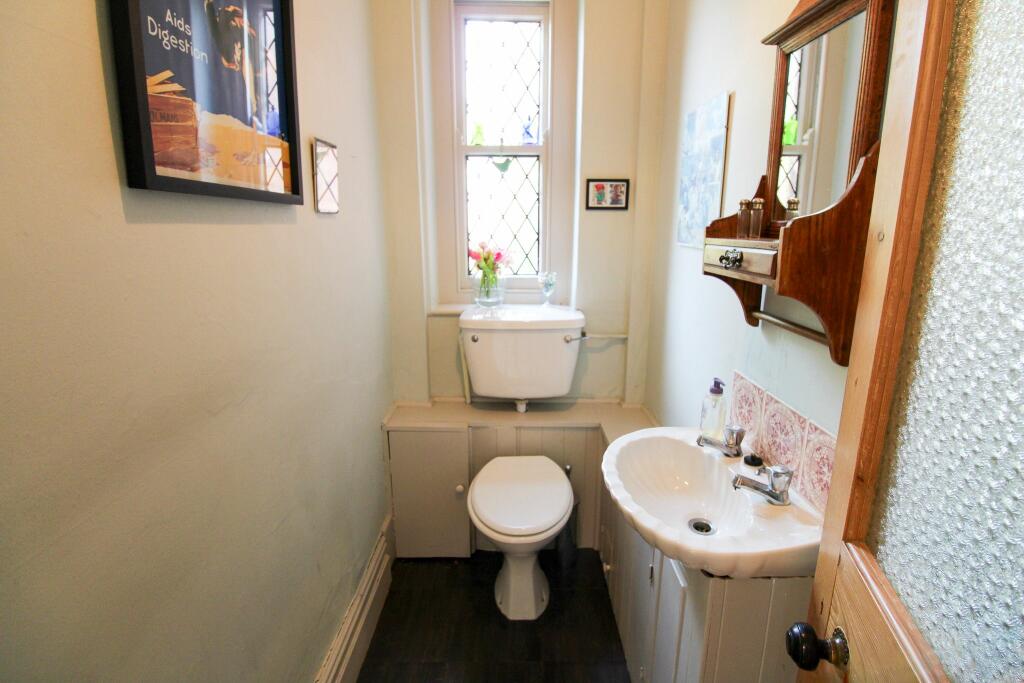 Additional image 44 of Stanwell Road, Penarth