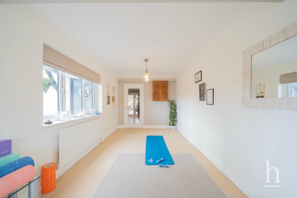 Additional image 11 of Barnston Road, Heswall, CH60