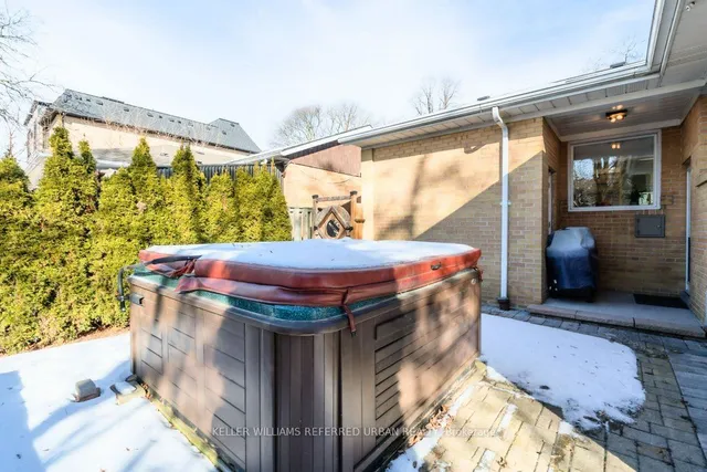 Additional image 24 of 30 Larabee Cres