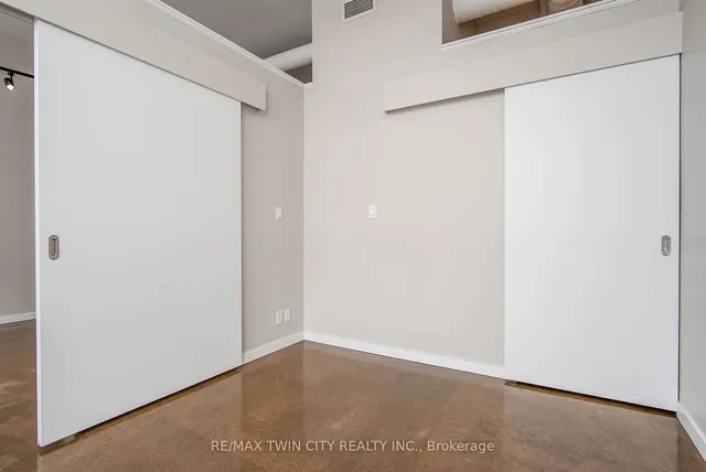 Additional image 22 of 410 King St Unit 603