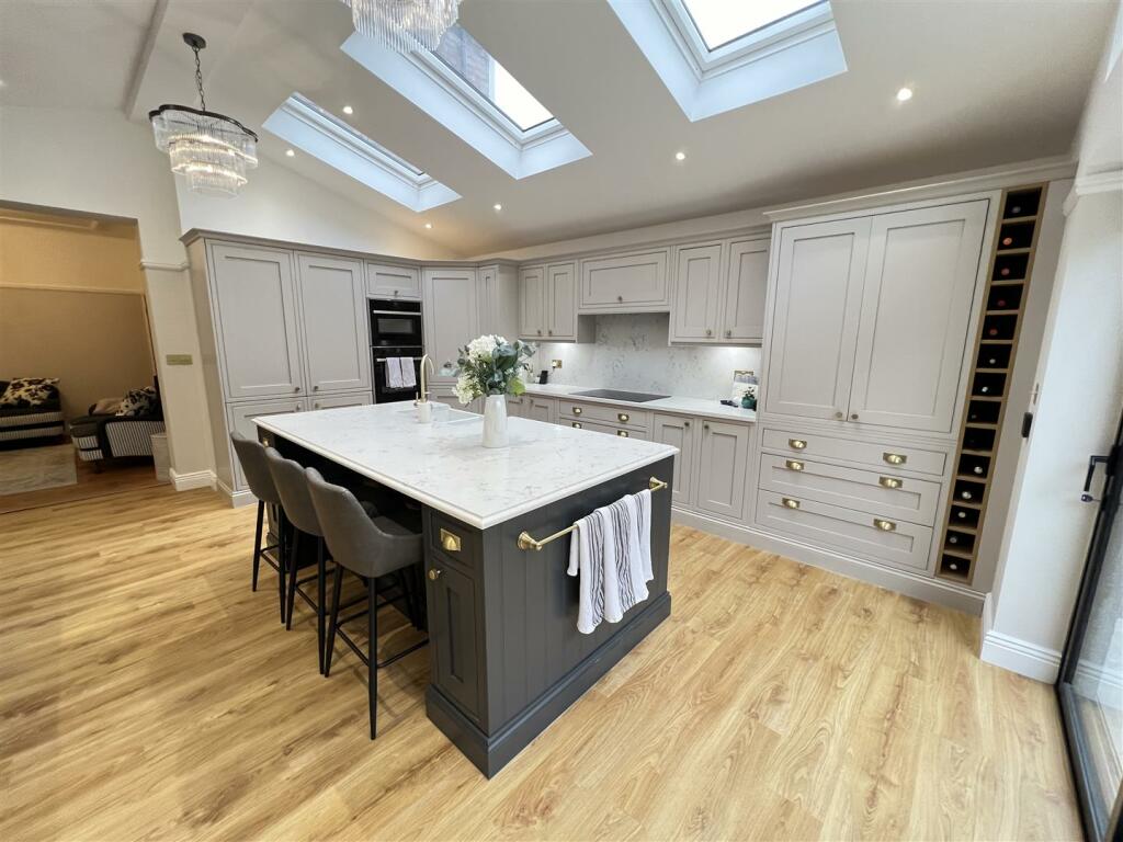 Additional image 4 of Dee Park Road, Gayton, Wirral