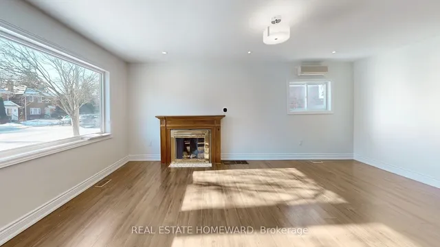 Additional image 9 of 726 Eglinton Ave