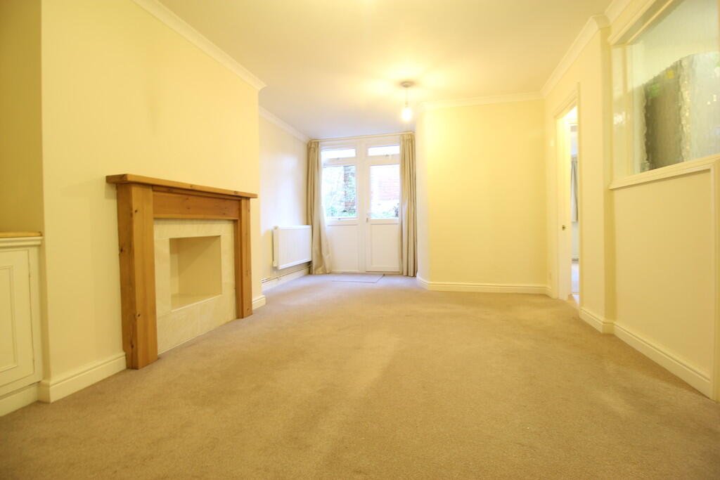 Additional image 3 of Garden Flat, Alma Road