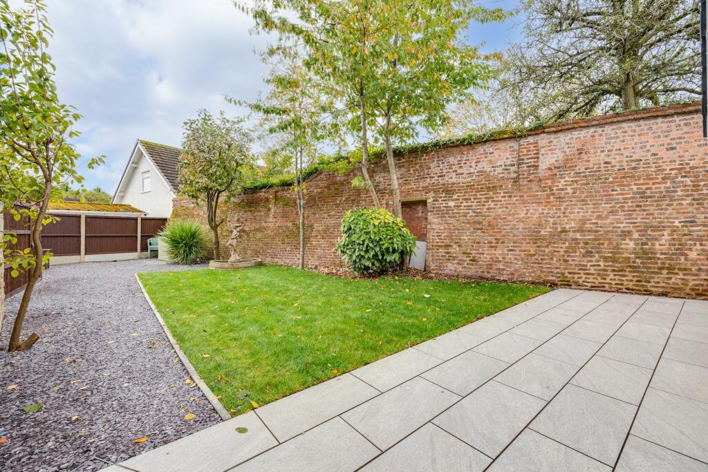 Additional image 28 of Upton Lane, Upton, CH2