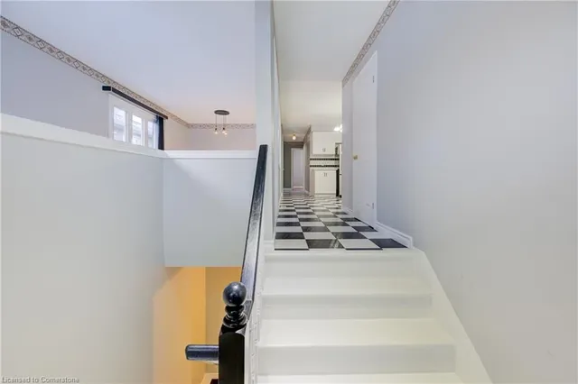 Additional image 3 of 62 Robson Cres