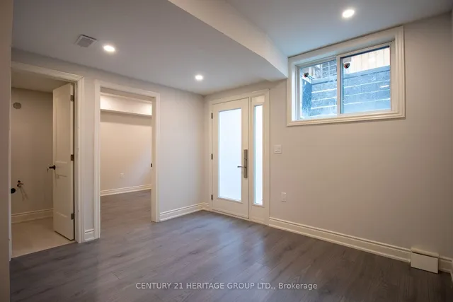 Additional image 37 of 32 Devondale Ave