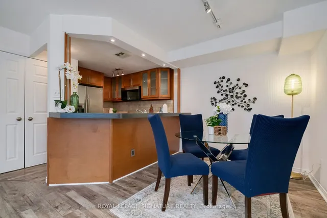 Additional image 9 of 716 Kingston Rd Unit 301