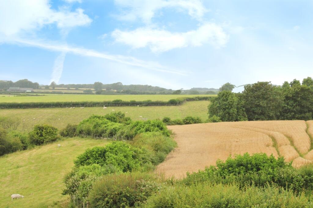 Additional image 14 of Rhodfa'r Hurricane, St. Athan, Barry