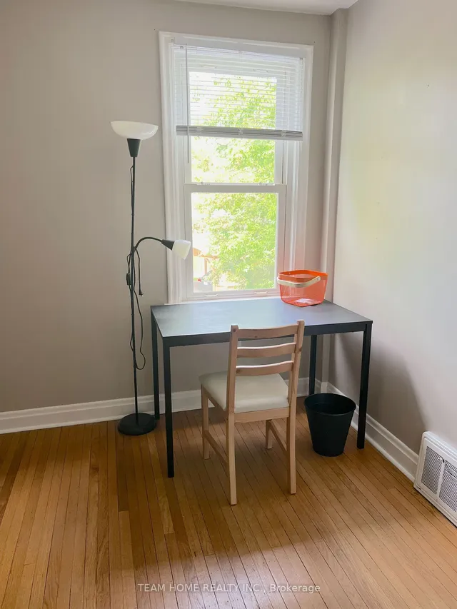 Additional image 10 of 1106 King St