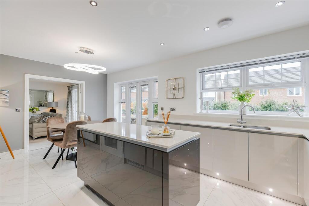 Additional image 10 of Thomas Clarke Road, Cowbridge, Vale Of Glamorgan, CF71 7FT