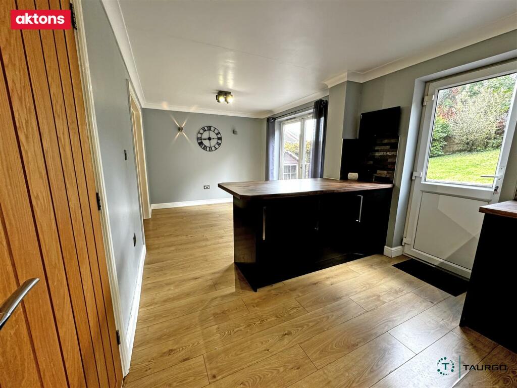 Additional image 9 of Trem Yr Efail, Ystrad Mynach, Hengoed