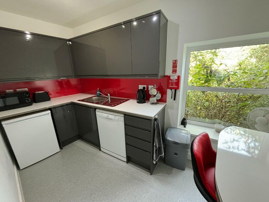 Additional image 10 of The Barn, D9 Treforest Industrial Estate, Pontypridd, CF37 5UR