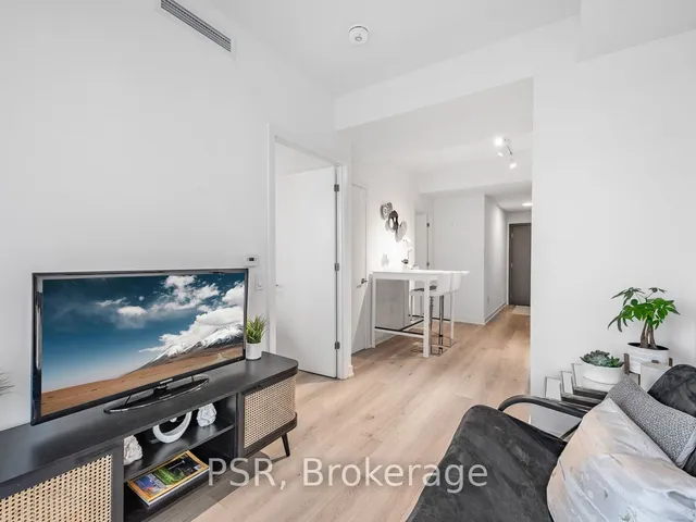 Additional image 20 of 9 Tecumseth St Unit 813