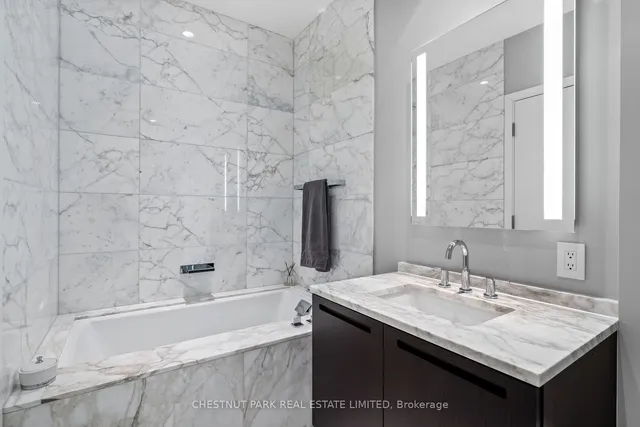 Additional image 20 of 180 University Ave Unit 5603