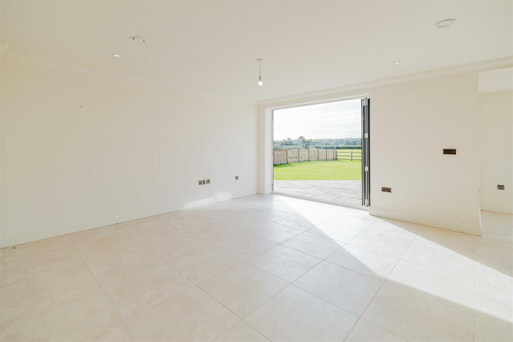 Additional image 9 of Belgrave Garden Mews, Pulford, Chester