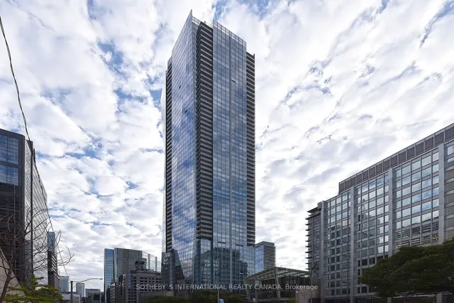 Additional image 37 of 180 University Ave Unit 5303