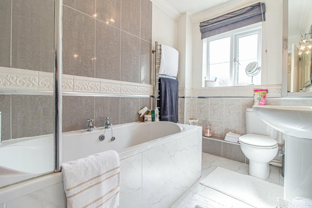 Additional image 21 of Gwern Heulog, Tonyrefail, Porth, CF39