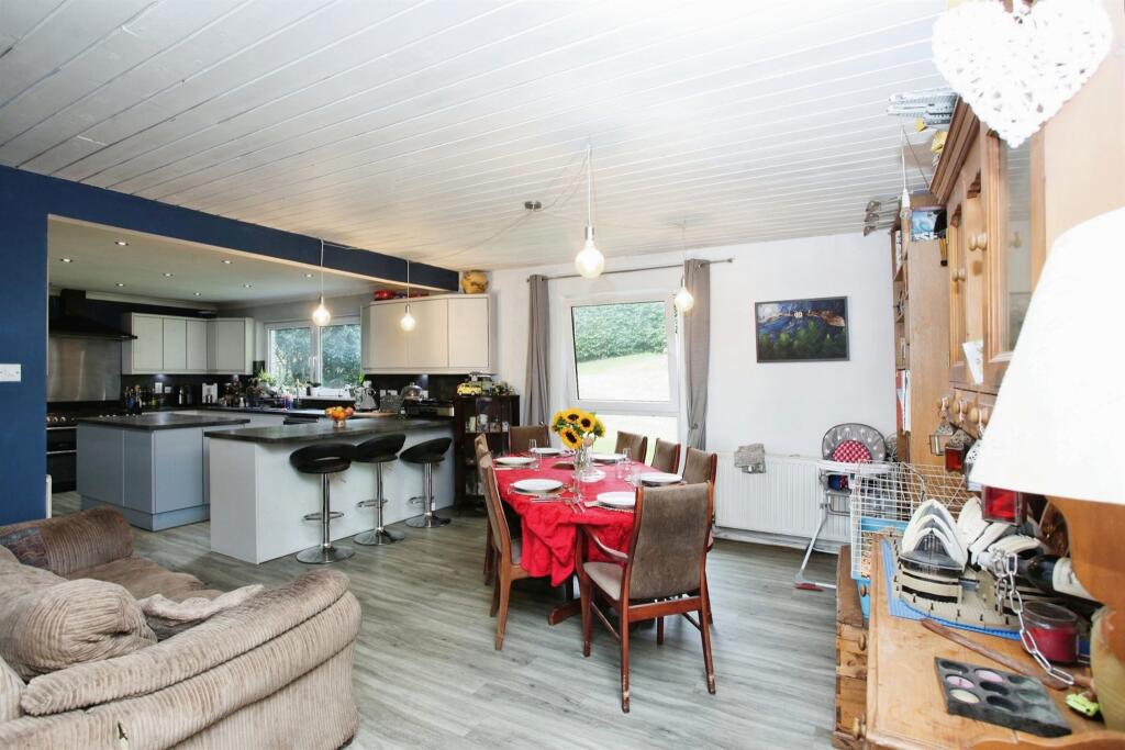 Additional image 5 of Heol-Y-Bryn, Pontypridd