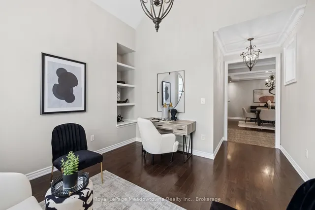 Additional image 15 of 748 Sales Crt