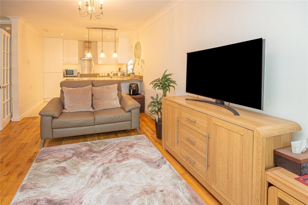 Additional image 17 of Perrywood, Walden Road, Welwyn Garden City, AL8