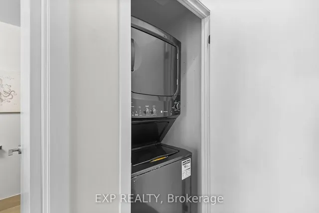 Additional image 27 of 478 King St Unit 611