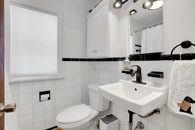 Additional image 25 of 77 Lonborough Ave