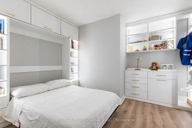 Additional image 28 of 36 Blue Jays Way Unit 714