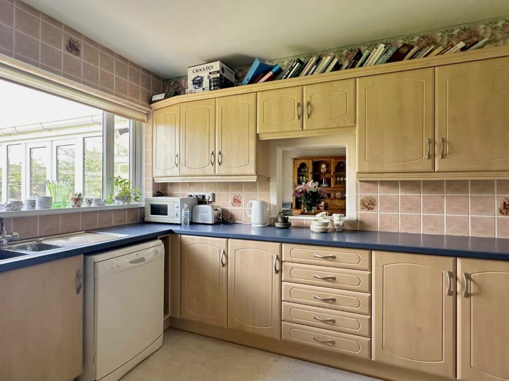 Additional image 15 of Robinswood Close, Penarth