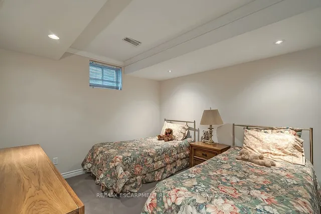 Additional image 32 of 4275 Millcroft Park Dr Unit 15