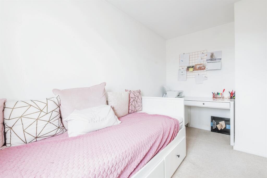 Additional image 14 of Ffordd Trecastell, Llanharry, Pontyclun