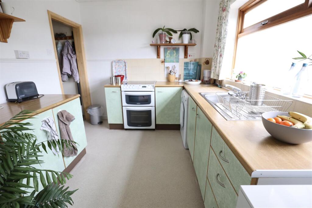 Additional image 10 of Sigingstone, Cowbridge